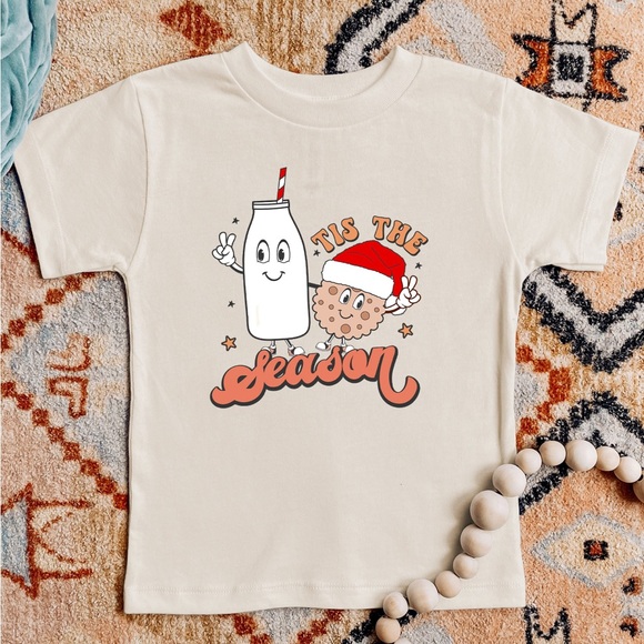 🍪 🥛 Cookies and milk Christmas T - Picture 1 of 2